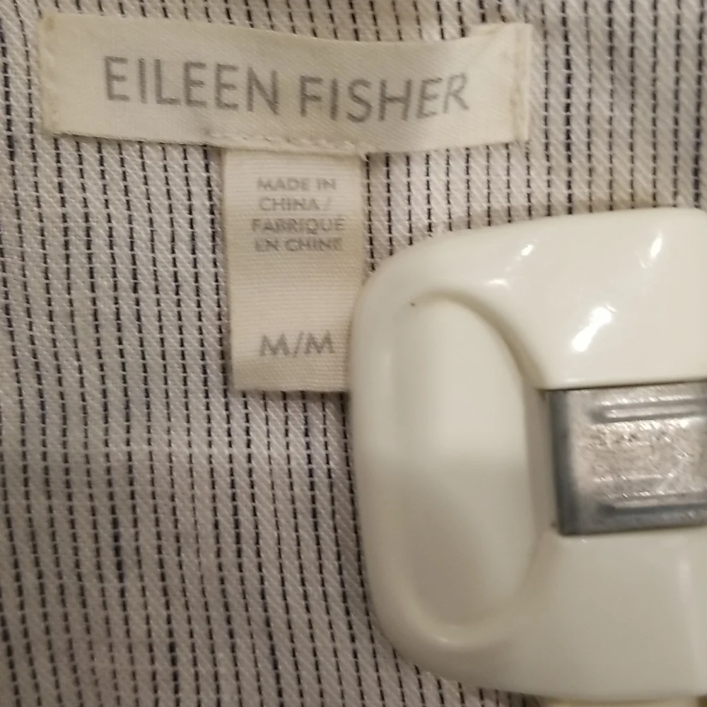 Eileen Fisher organic linen jacket - Picture 3 of 7
